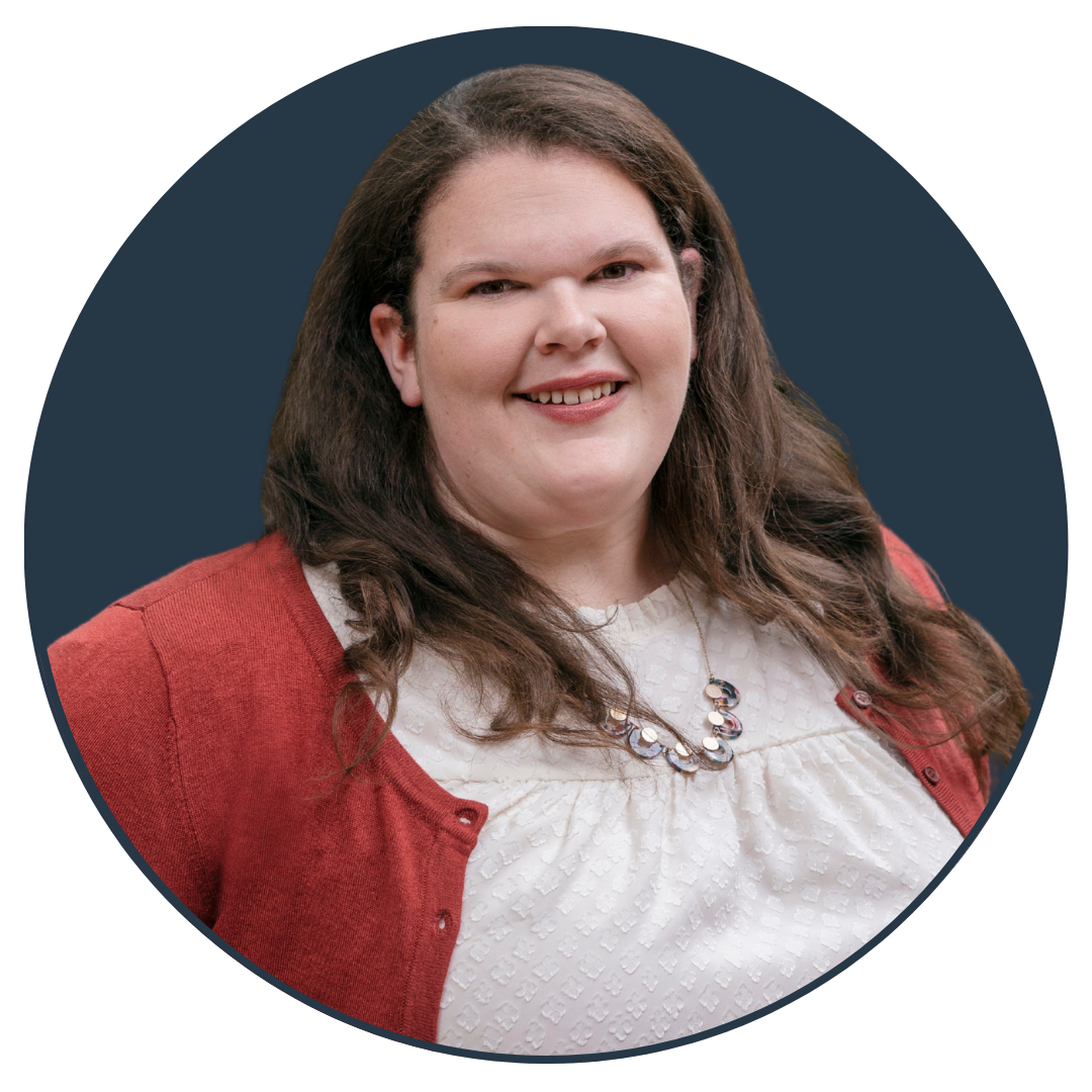 Beth Rehbehn Headshot-Circle (1)